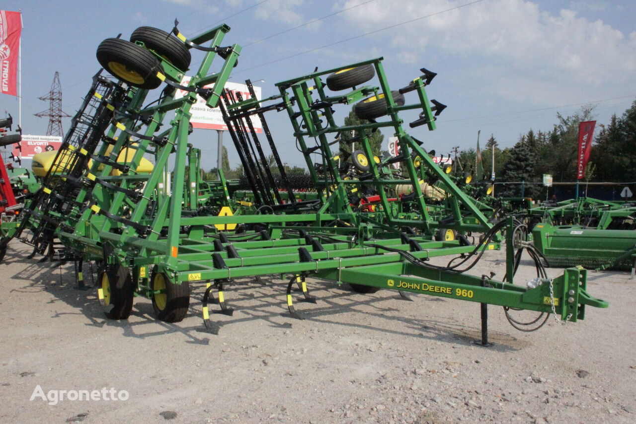 John Deere 960 11m s garantiey + otsrochka platezha cultivator