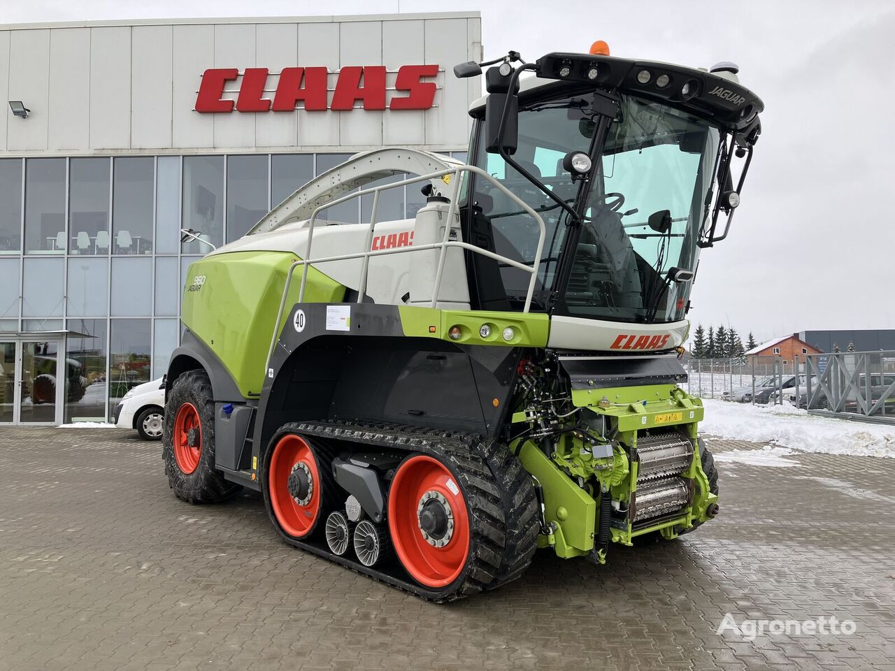 Claas Jaguar 960 TT forage harvester