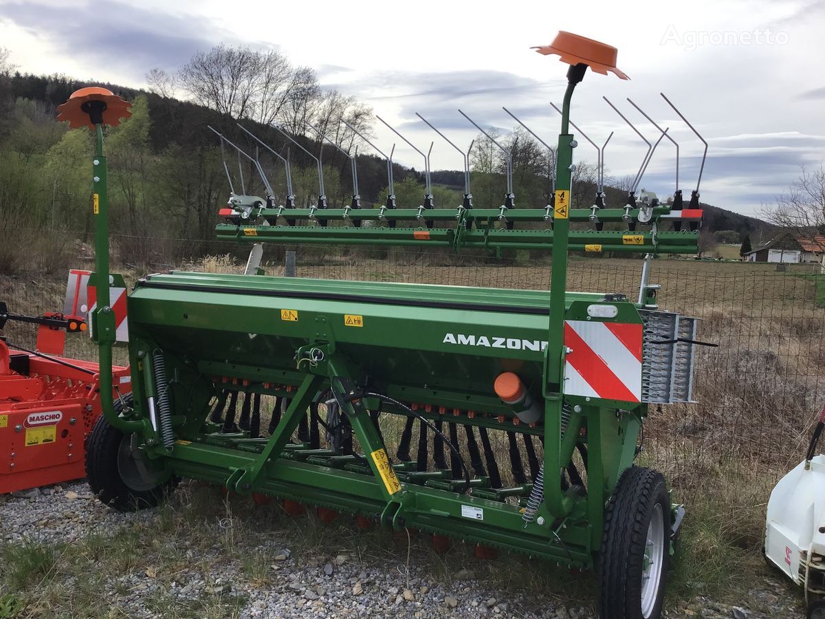 new Amazone D9 mechanical seed drill