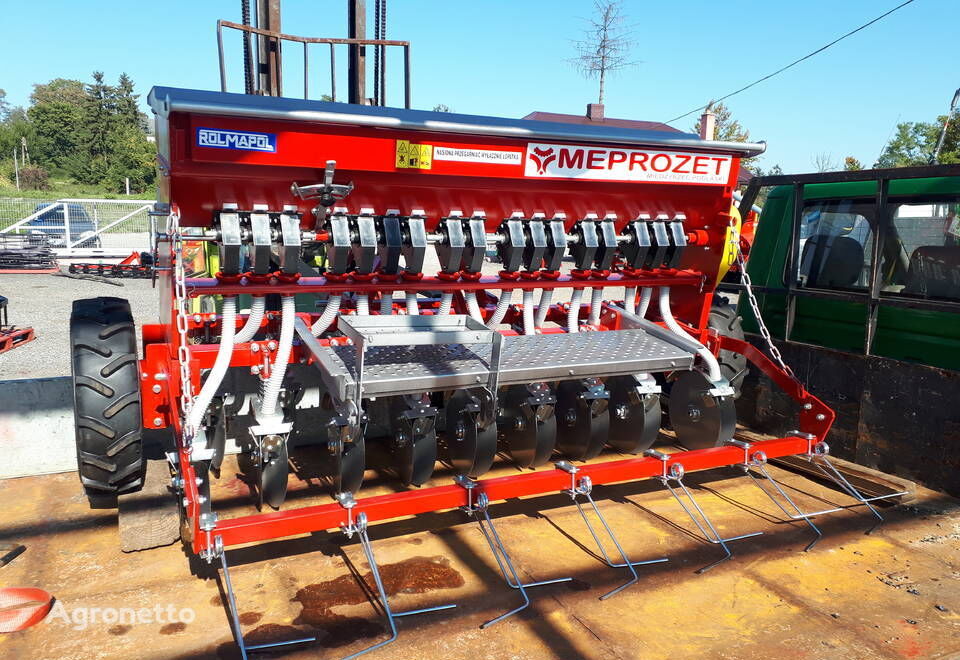 new MEPROZET  mechanical seed drill