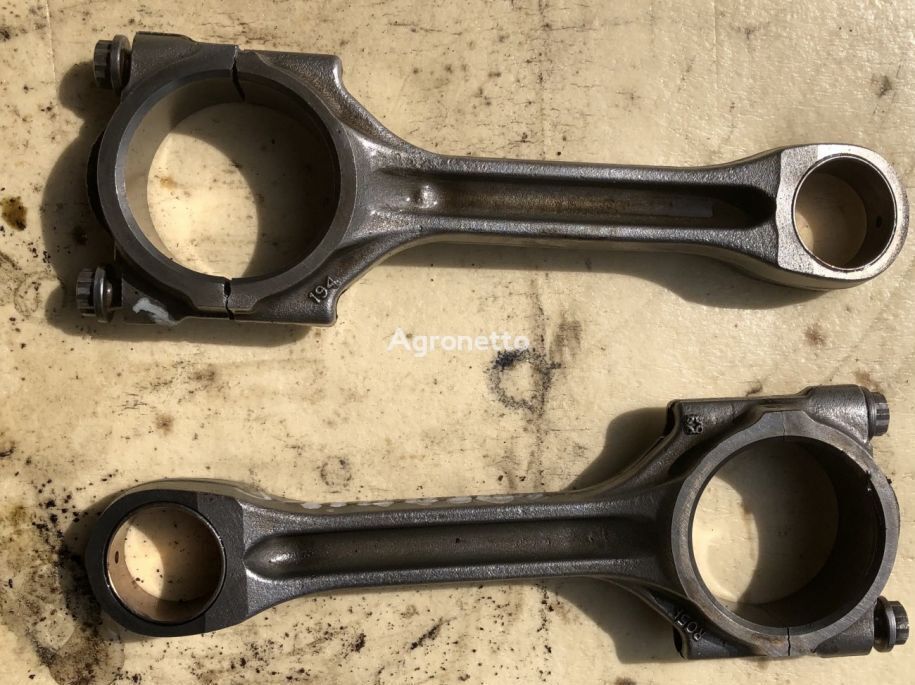 Perkins connecting rod for wheel tractor