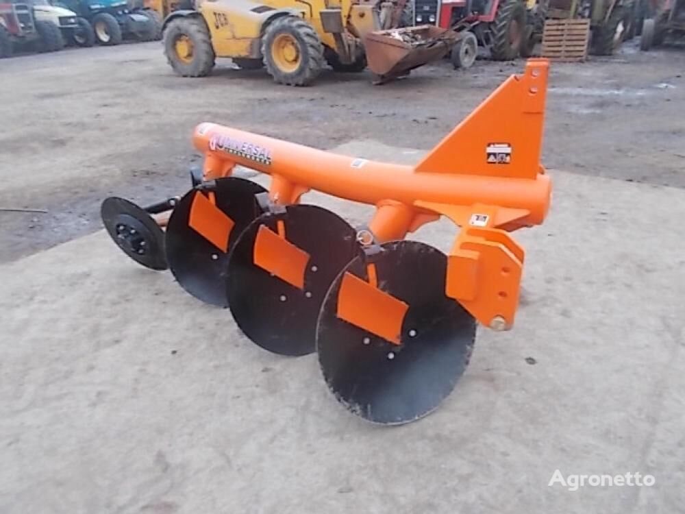 Universal Implements 3 Disc disk harrow