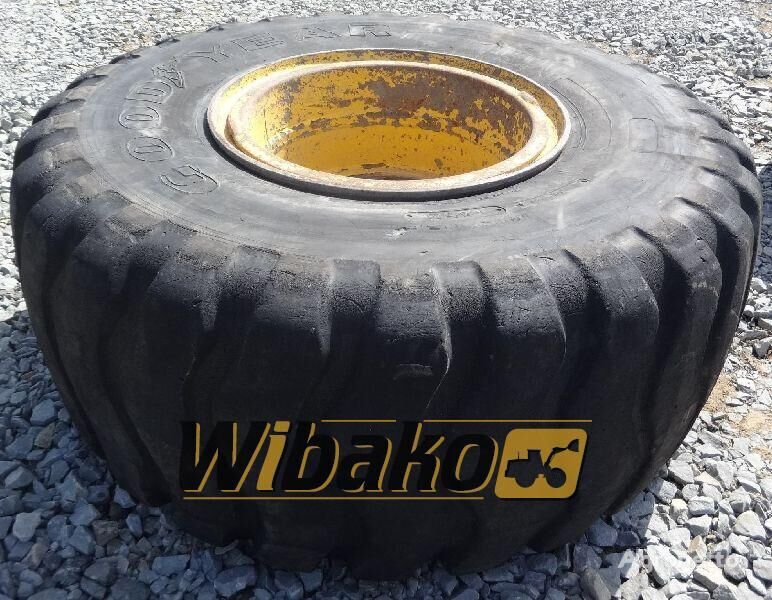 23.5/25 tractor tire