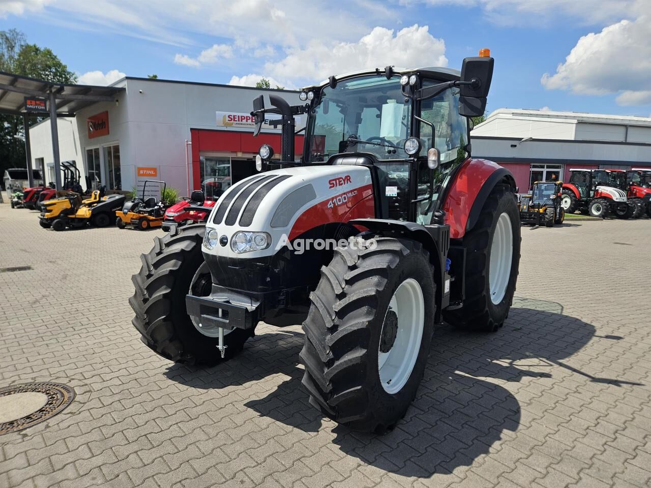 new MULTI 4100 wheel tractor