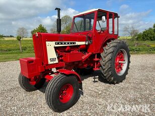 McCormick International Farmall 806 wheel tractor