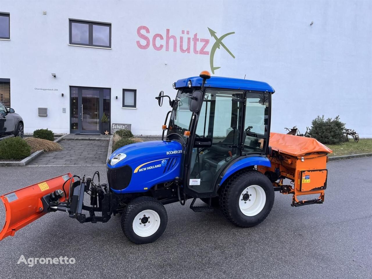 New Holland Boomer 25, Schiebeschild, Salzstreuer, Schneeschild wheel tractor